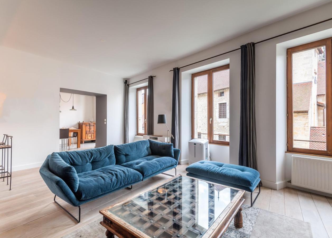 Les Suites D'Anniciaca - Hyper Centre Avec Vue Sur Le Chateau Annecy Exterior photo